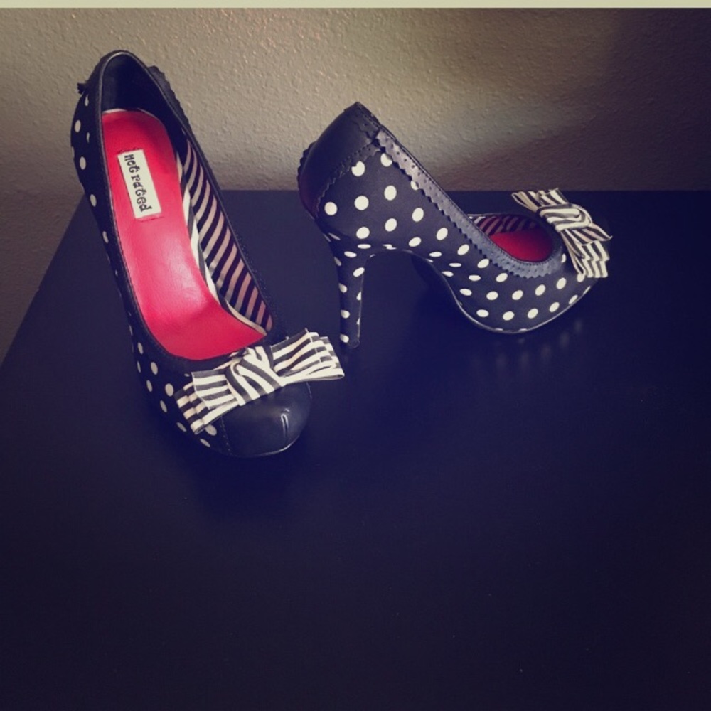 polkadot black and white high heels